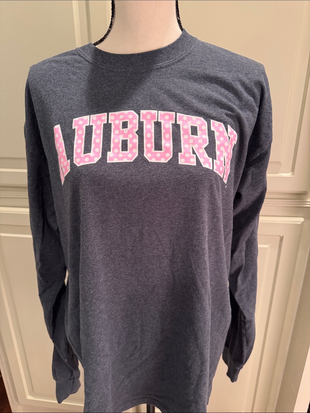 Gildan Charcoal Long-Sleeve Tee with Pink Polka-Dot AUBURN Logo